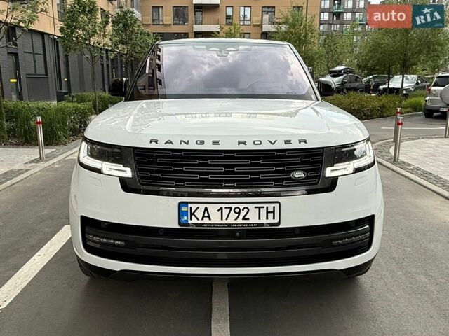 Білий Ленд Ровер Рендж Ровер, об'ємом двигуна 4.39 л та пробігом 98 тис. км за 159000 $, фото 1 на Automoto.ua