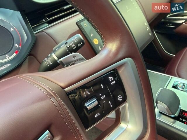 Белый Ленд Ровер Рендж Ровер, объемом двигателя 3 л и пробегом 46 тыс. км за 175000 $, фото 23 на Automoto.ua