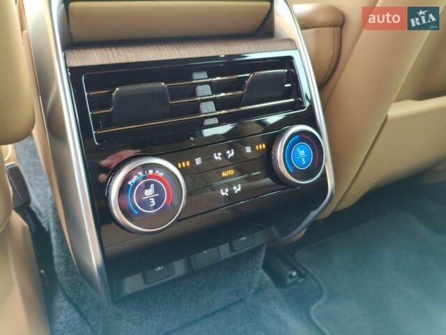 Білий Ленд Ровер Рендж Ровер, об'ємом двигуна 4.39 л та пробігом 72 тис. км за 149219 $, фото 62 на Automoto.ua