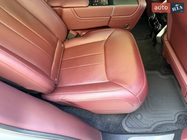 Белый Ленд Ровер Рендж Ровер, объемом двигателя 3 л и пробегом 46 тыс. км за 175000 $, фото 44 на Automoto.ua