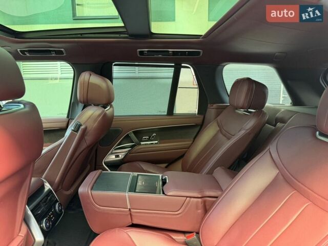 Белый Ленд Ровер Рендж Ровер, объемом двигателя 3 л и пробегом 46 тыс. км за 175000 $, фото 27 на Automoto.ua