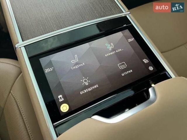 Белый Ленд Ровер Рендж Ровер, объемом двигателя 4.39 л и пробегом 48 тыс. км за 179000 $, фото 30 на Automoto.ua