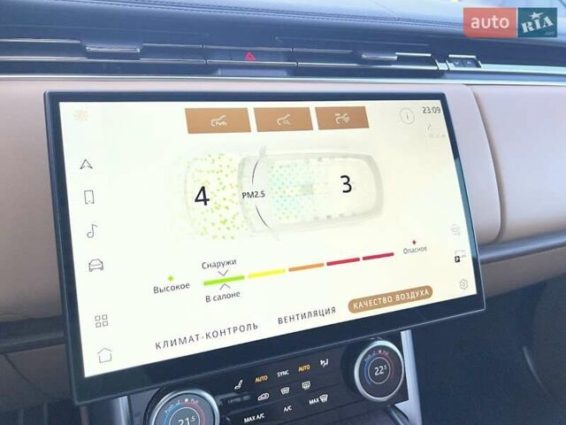 Белый Ленд Ровер Рендж Ровер, объемом двигателя 4.39 л и пробегом 48 тыс. км за 179000 $, фото 18 на Automoto.ua