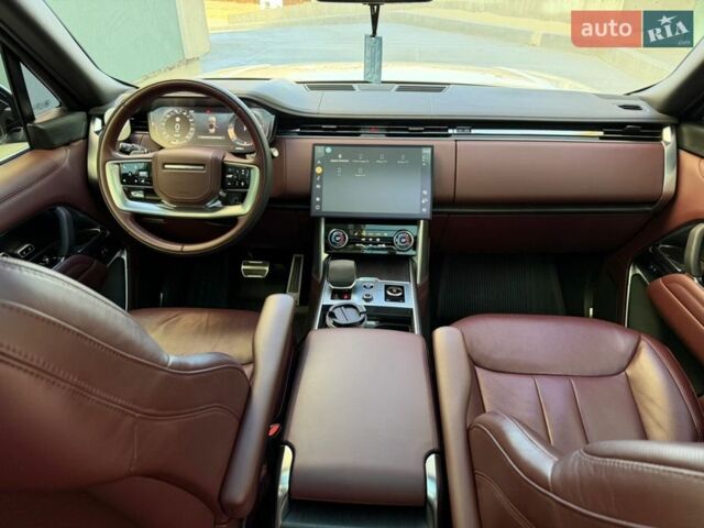 Белый Ленд Ровер Рендж Ровер, объемом двигателя 3 л и пробегом 46 тыс. км за 175000 $, фото 59 на Automoto.ua