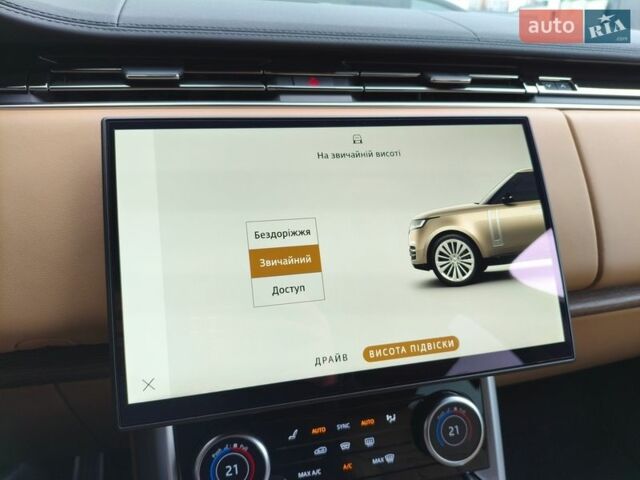 Білий Ленд Ровер Рендж Ровер, об'ємом двигуна 4.39 л та пробігом 72 тис. км за 149219 $, фото 55 на Automoto.ua