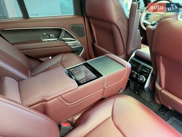 Белый Ленд Ровер Рендж Ровер, объемом двигателя 3 л и пробегом 46 тыс. км за 175000 $, фото 47 на Automoto.ua