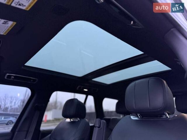 Белый Ленд Ровер Рендж Ровер, объемом двигателя 4.39 л и пробегом 20 тыс. км за 156000 $, фото 29 на Automoto.ua