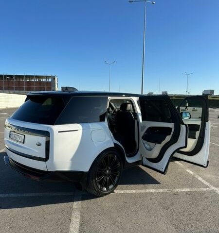 Білий Ленд Ровер Рендж Ровер, об'ємом двигуна 3 л та пробігом 80 тис. км за 150000 $, фото 23 на Automoto.ua