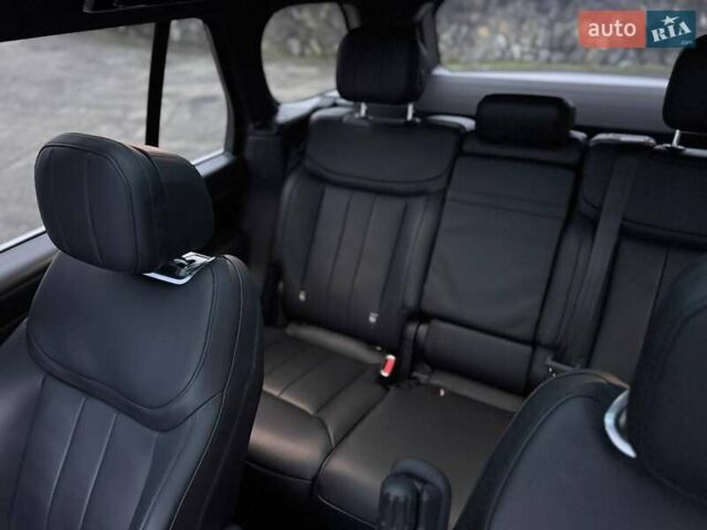 Белый Ленд Ровер Рендж Ровер, объемом двигателя 4.39 л и пробегом 20 тыс. км за 156000 $, фото 28 на Automoto.ua