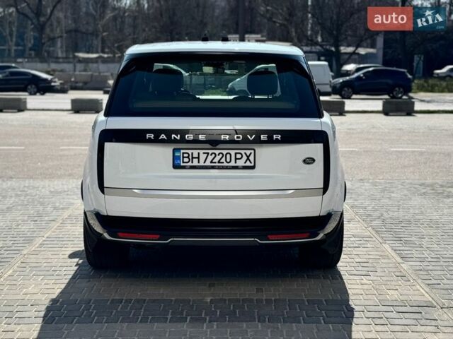 Білий Ленд Ровер Рендж Ровер, об'ємом двигуна 3 л та пробігом 18 тис. км за 175000 $, фото 5 на Automoto.ua