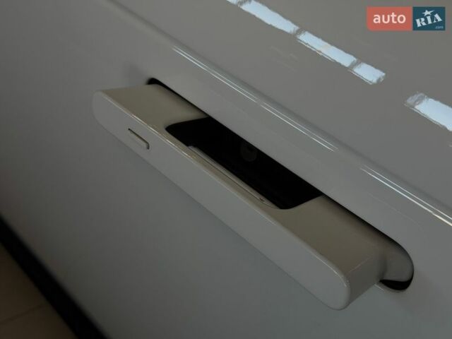 Белый Ленд Ровер Рендж Ровер, объемом двигателя 4.39 л и пробегом 88 тыс. км за 169900 $, фото 28 на Automoto.ua