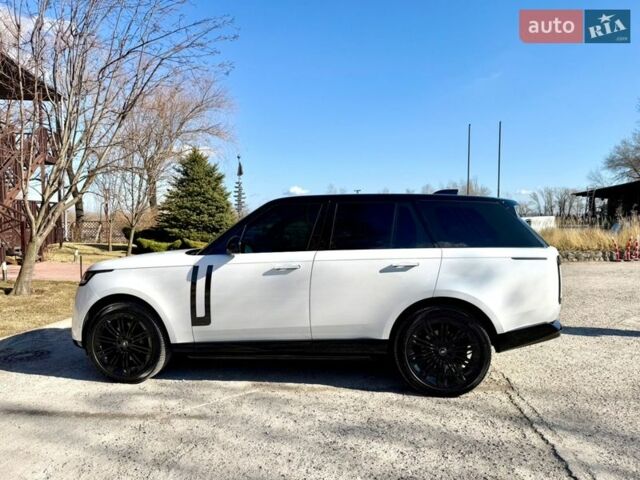 Белый Ленд Ровер Рендж Ровер, объемом двигателя 3 л и пробегом 46 тыс. км за 175000 $, фото 9 на Automoto.ua
