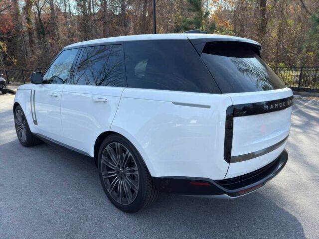 Белый Ленд Ровер Рендж Ровер, объемом двигателя 4.4 л и пробегом 27 тыс. км за 74000 $, фото 6 на Automoto.ua