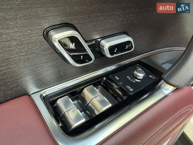 Белый Ленд Ровер Рендж Ровер, объемом двигателя 3 л и пробегом 46 тыс. км за 175000 $, фото 13 на Automoto.ua