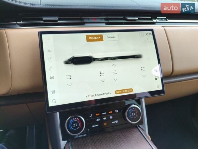 Білий Ленд Ровер Рендж Ровер, об'ємом двигуна 4.39 л та пробігом 72 тис. км за 149219 $, фото 51 на Automoto.ua