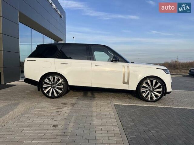 Белый Ленд Ровер Рендж Ровер, объемом двигателя 4.39 л и пробегом 48 тыс. км за 179000 $, фото 7 на Automoto.ua