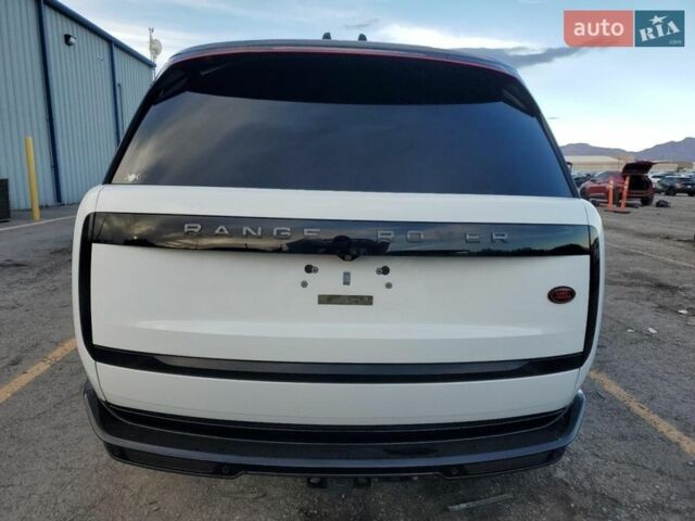 Білий Ленд Ровер Рендж Ровер, об'ємом двигуна 4.39 л та пробігом 33 тис. км за 60000 $, фото 5 на Automoto.ua