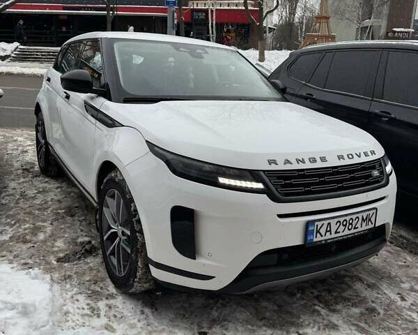 Білий Ленд Ровер Рендж Ровер, об'ємом двигуна 2 л та пробігом 20 тис. км за 52000 $, фото 7 на Automoto.ua
