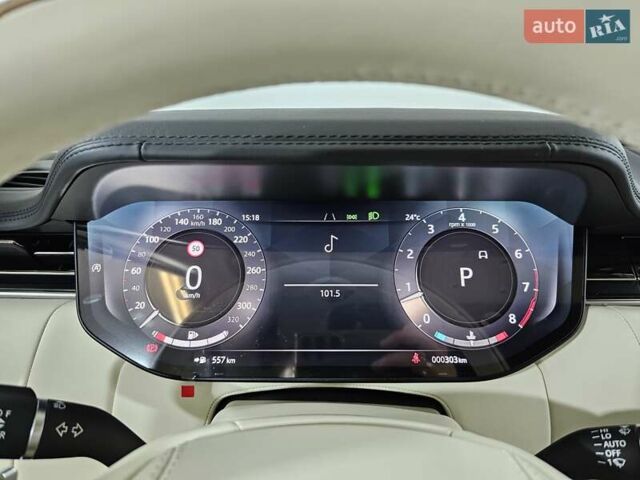 Ленд Ровер Рендж Ровер 2024 у Києві на Automoto.ua Білий Ленд Ровер Рендж Ровер, об'ємом двигуна 4.39 л та пробігом 1 тис. км за 399600 $, фото 58 на Automoto.ua