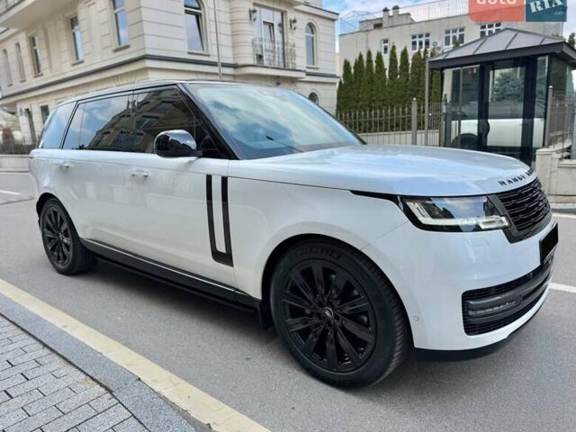 Белый Ленд Ровер Рендж Ровер, объемом двигателя 3 л и пробегом 35 тыс. км за 199000 $, фото 6 на Automoto.ua