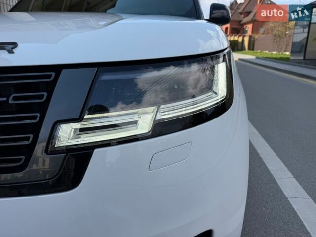 Белый Ленд Ровер Рендж Ровер, объемом двигателя 3 л и пробегом 35 тыс. км за 199000 $, фото 17 на Automoto.ua