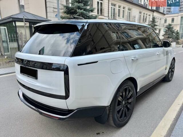 Белый Ленд Ровер Рендж Ровер, объемом двигателя 3 л и пробегом 35 тыс. км за 199000 $, фото 11 на Automoto.ua