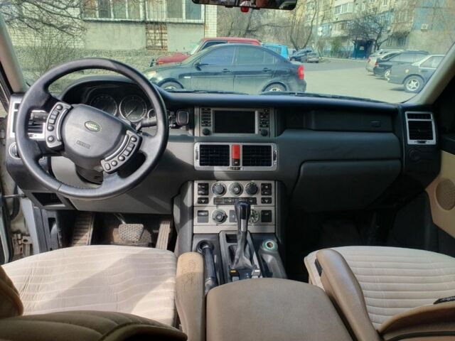 Бежевий Ленд Ровер Рендж Ровер, об'ємом двигуна 3 л та пробігом 300 тис. км за 9000 $, фото 5 на Automoto.ua