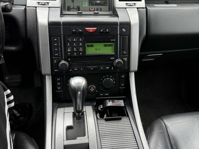 Бежевый Ленд Ровер Рендж Ровер, объемом двигателя 3 л и пробегом 245 тыс. км за 6850 $, фото 5 на Automoto.ua