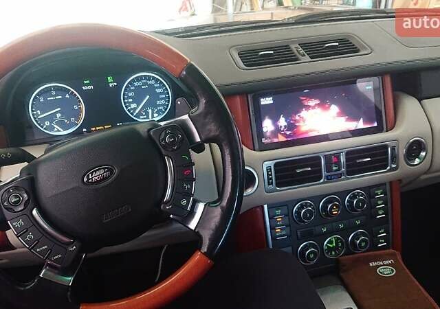 Бежевый Ленд Ровер Рендж Ровер, объемом двигателя 4.37 л и пробегом 215 тыс. км за 25000 $, фото 5 на Automoto.ua