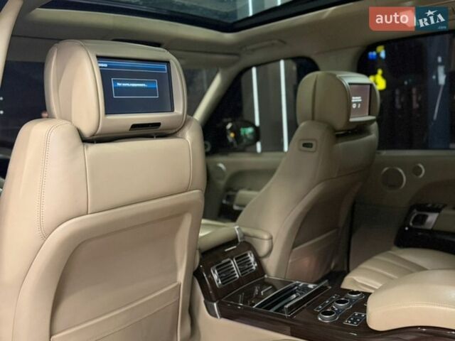 Бежевый Ленд Ровер Рендж Ровер, объемом двигателя 5 л и пробегом 170 тыс. км за 32000 $, фото 18 на Automoto.ua