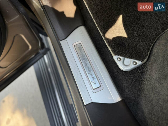 Бежевый Ленд Ровер Рендж Ровер, объемом двигателя 4.4 л и пробегом 208 тыс. км за 39777 $, фото 21 на Automoto.ua