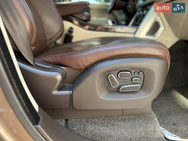 Бежевый Ленд Ровер Рендж Ровер, объемом двигателя 4.4 л и пробегом 208 тыс. км за 39777 $, фото 78 на Automoto.ua