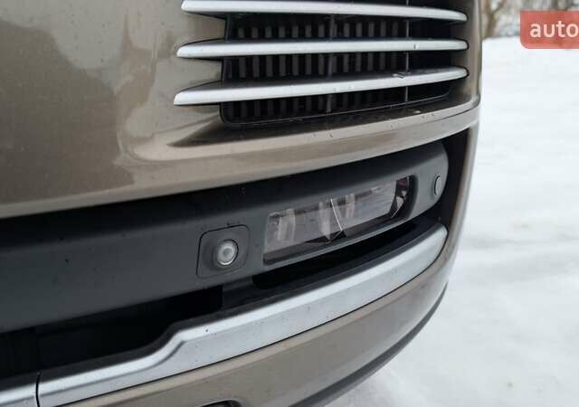 Бежевий Ленд Ровер Рендж Ровер, об'ємом двигуна 4.4 л та пробігом 208 тис. км за 36900 $, фото 88 на Automoto.ua