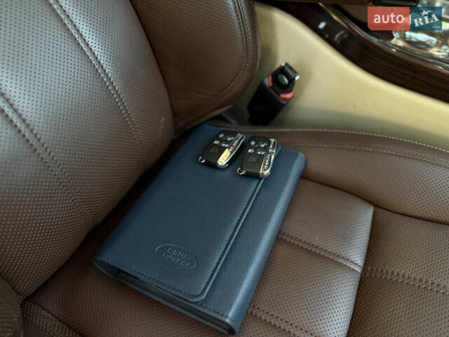 Бежевый Ленд Ровер Рендж Ровер, объемом двигателя 4.4 л и пробегом 208 тыс. км за 39900 $, фото 119 на Automoto.ua