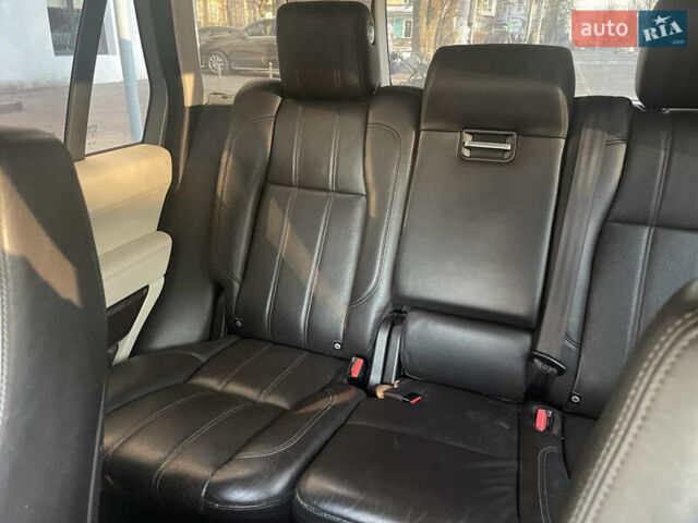 Бежевий Ленд Ровер Рендж Ровер, об'ємом двигуна 4.37 л та пробігом 215 тис. км за 32000 $, фото 8 на Automoto.ua