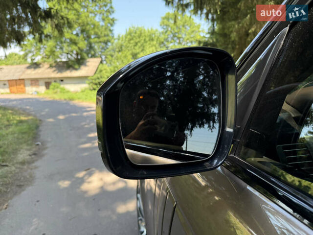 Бежевый Ленд Ровер Рендж Ровер, объемом двигателя 4.4 л и пробегом 208 тыс. км за 39777 $, фото 48 на Automoto.ua