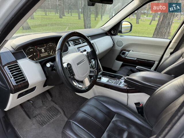 Бежевий Ленд Ровер Рендж Ровер, об'ємом двигуна 4.4 л та пробігом 217 тис. км за 30500 $, фото 19 на Automoto.ua