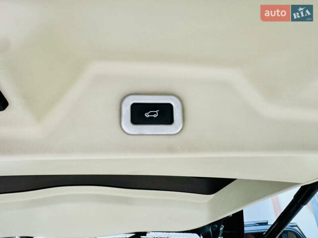 Бежевый Ленд Ровер Рендж Ровер, объемом двигателя 3 л и пробегом 182 тыс. км за 29999 $, фото 19 на Automoto.ua