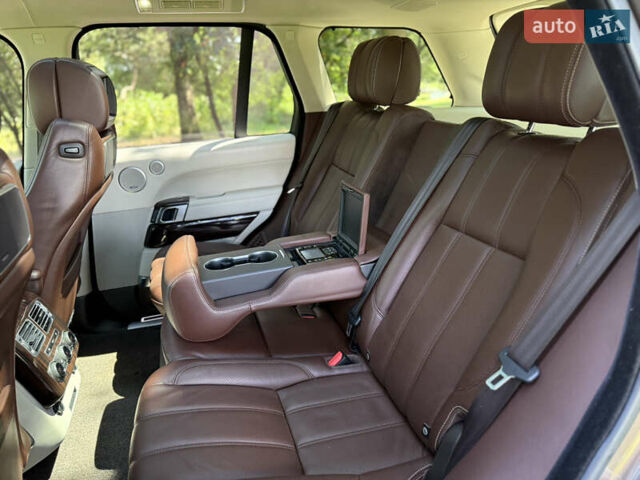 Бежевый Ленд Ровер Рендж Ровер, объемом двигателя 4.4 л и пробегом 208 тыс. км за 37750 $, фото 65 на Automoto.ua