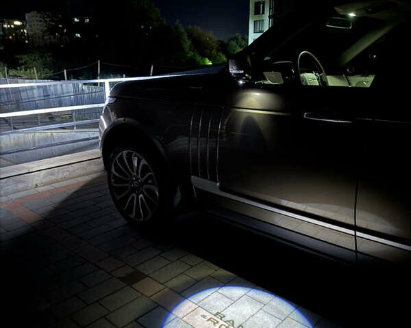 Бежевый Ленд Ровер Рендж Ровер, объемом двигателя 4.4 л и пробегом 208 тыс. км за 37750 $, фото 49 на Automoto.ua