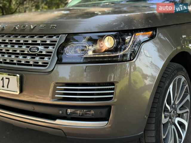 Бежевый Ленд Ровер Рендж Ровер, объемом двигателя 4.4 л и пробегом 208 тыс. км за 39777 $, фото 39 на Automoto.ua