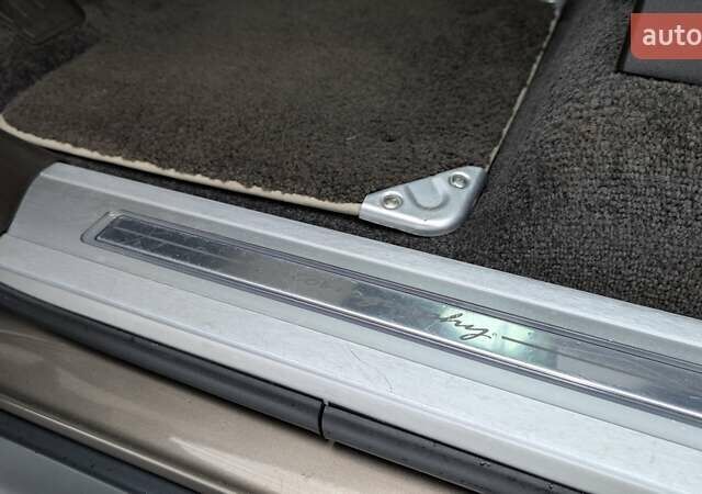 Бежевий Ленд Ровер Рендж Ровер, об'ємом двигуна 4.4 л та пробігом 208 тис. км за 36900 $, фото 53 на Automoto.ua