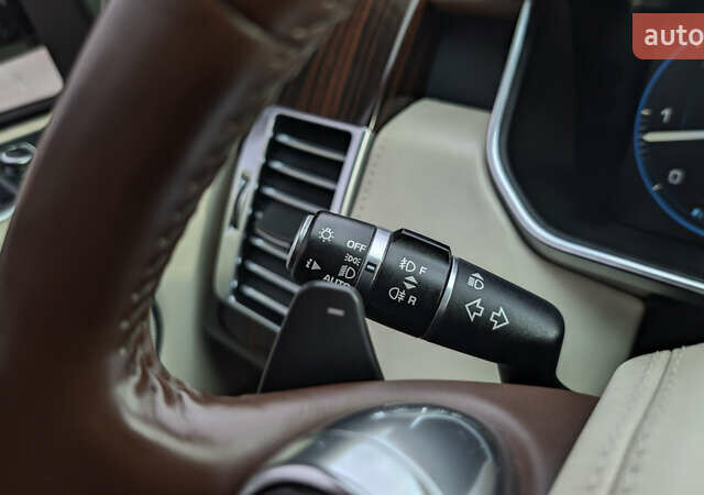 Бежевый Ленд Ровер Рендж Ровер, объемом двигателя 4.4 л и пробегом 208 тыс. км за 37750 $, фото 29 на Automoto.ua