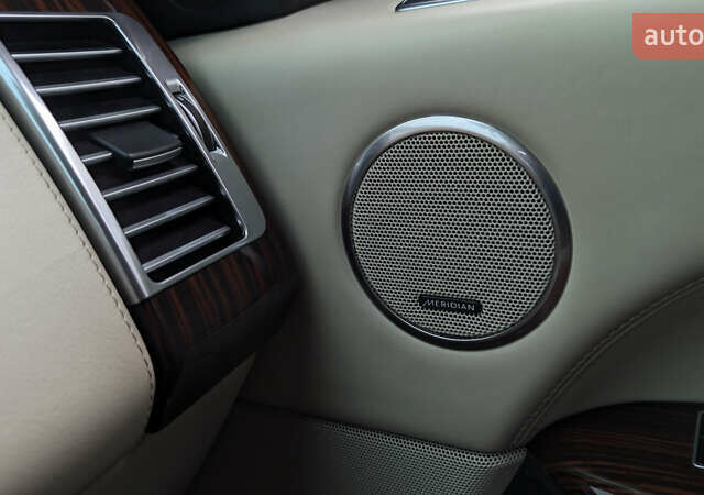 Бежевый Ленд Ровер Рендж Ровер, объемом двигателя 4.4 л и пробегом 208 тыс. км за 37750 $, фото 27 на Automoto.ua