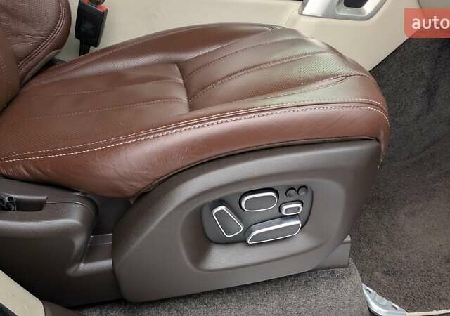 Бежевий Ленд Ровер Рендж Ровер, об'ємом двигуна 4.4 л та пробігом 208 тис. км за 36900 $, фото 38 на Automoto.ua