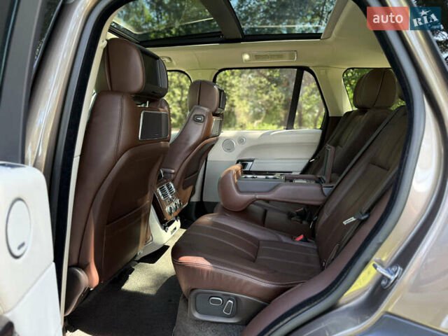 Бежевый Ленд Ровер Рендж Ровер, объемом двигателя 4.4 л и пробегом 208 тыс. км за 39777 $, фото 14 на Automoto.ua