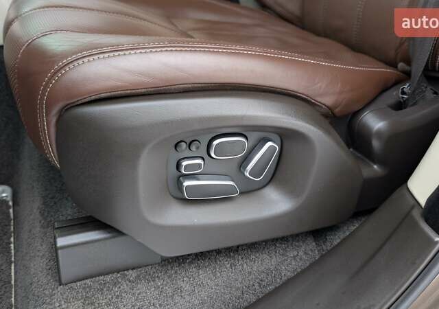 Бежевий Ленд Ровер Рендж Ровер, об'ємом двигуна 4.4 л та пробігом 208 тис. км за 36900 $, фото 56 на Automoto.ua