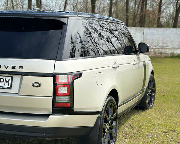 Бежевий Ленд Ровер Рендж Ровер, об'ємом двигуна 5 л та пробігом 170 тис. км за 35000 $, фото 5 на Automoto.ua