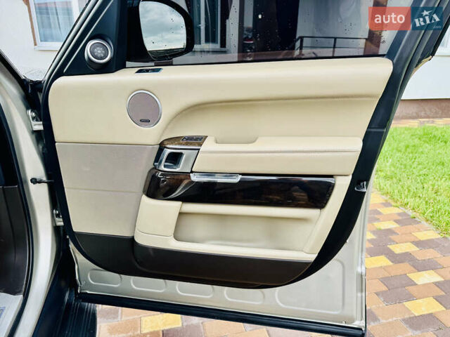 Бежевый Ленд Ровер Рендж Ровер, объемом двигателя 3 л и пробегом 182 тыс. км за 29999 $, фото 24 на Automoto.ua