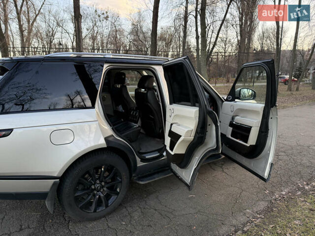 Бежевий Ленд Ровер Рендж Ровер, об'ємом двигуна 4.4 л та пробігом 217 тис. км за 30500 $, фото 21 на Automoto.ua